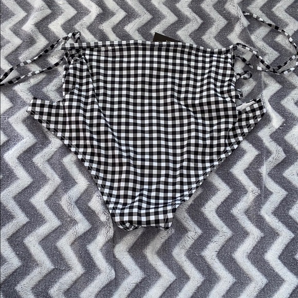 High waisted Swim bottoms - Picture 2 of 2